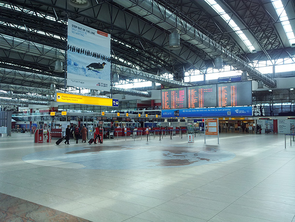 airport prag web01